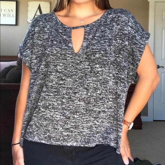 American Eagle Grey Knit Top - Picture 2 of 9
